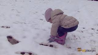 Almargen nevado en el día de Andalucía