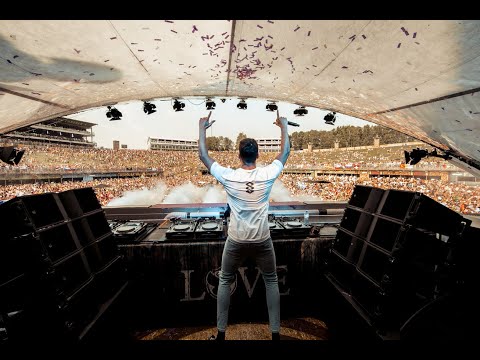 Can't believe this happened! | On Tour with Mike Williams S03E06