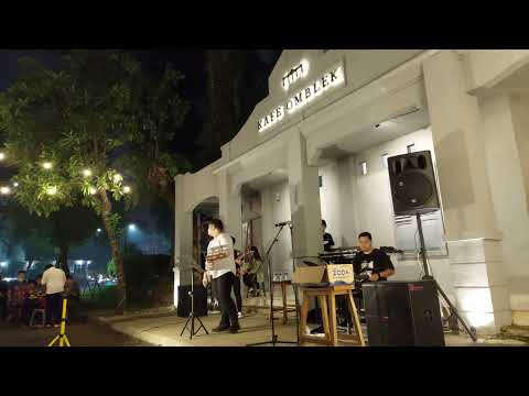 Live Band @kafe.omblek - Kerispatih - Aku harus Jujur