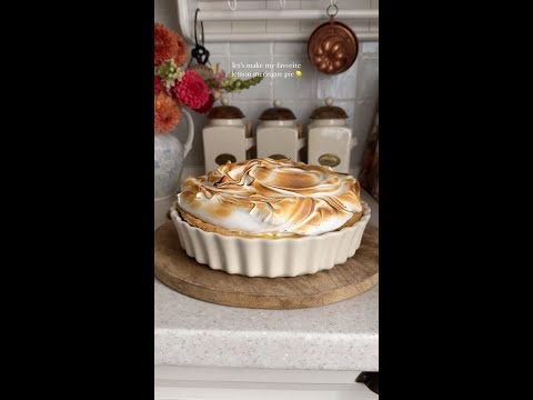 Unlock the Ultimate Lemon Meringue Pie Secret Before Your Next Bake! 🥧🍋