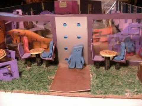 Peeli Patti aur Raja Jani Ki Gol Duniya - Noori