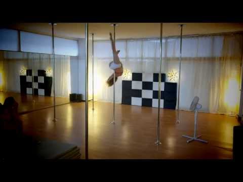 08.Thess Pole Art Show 11 - Marina's Solo (Röyksopp - What Else Is There)