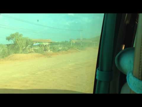 Viagem de ônibus de Phnom Pen para Kratie.