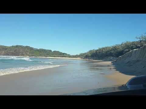 Insane Beach Driving In A Subaru On Fraser Island Racing The Incoming Tide.