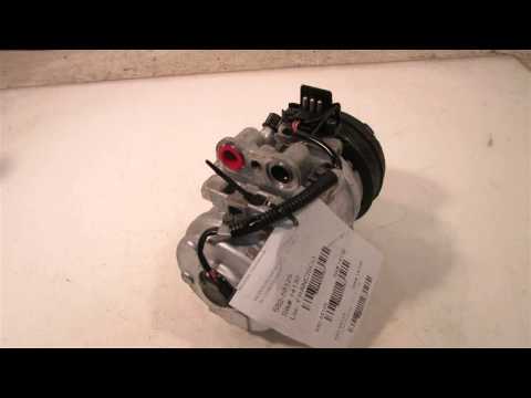 1987 Mercedes 190E AC / Air Compressor pump + clutch - mbiparts.com Used OEM Mercedes Parts -... OEM
