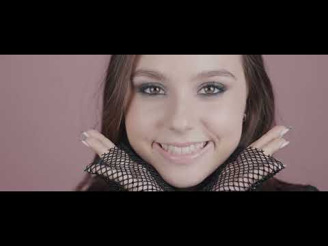 VikA - GIMME LOVE (Official Video)