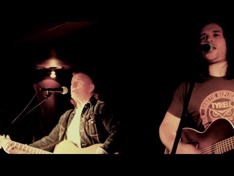 Mike Sweeney & Paddy O'Hare - (I'm A) Walking Down The Line (Official Video)