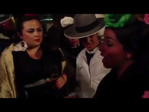 Rocío Gómez "La Luvera" - Sevillana Los carteles anuncian un mano a mano