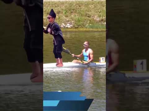 AURA FARMING at the World Championships!