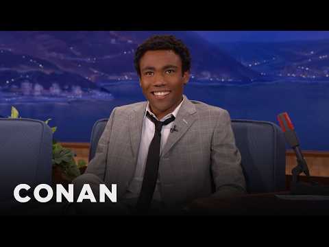 ドナルド・グローヴァー、「30 Rock」ライターとしての初日を回想 | CONAN on TBS (Donald Glover Remembers His First Day As A "30 Rock" Writer | CONAN on TBS)