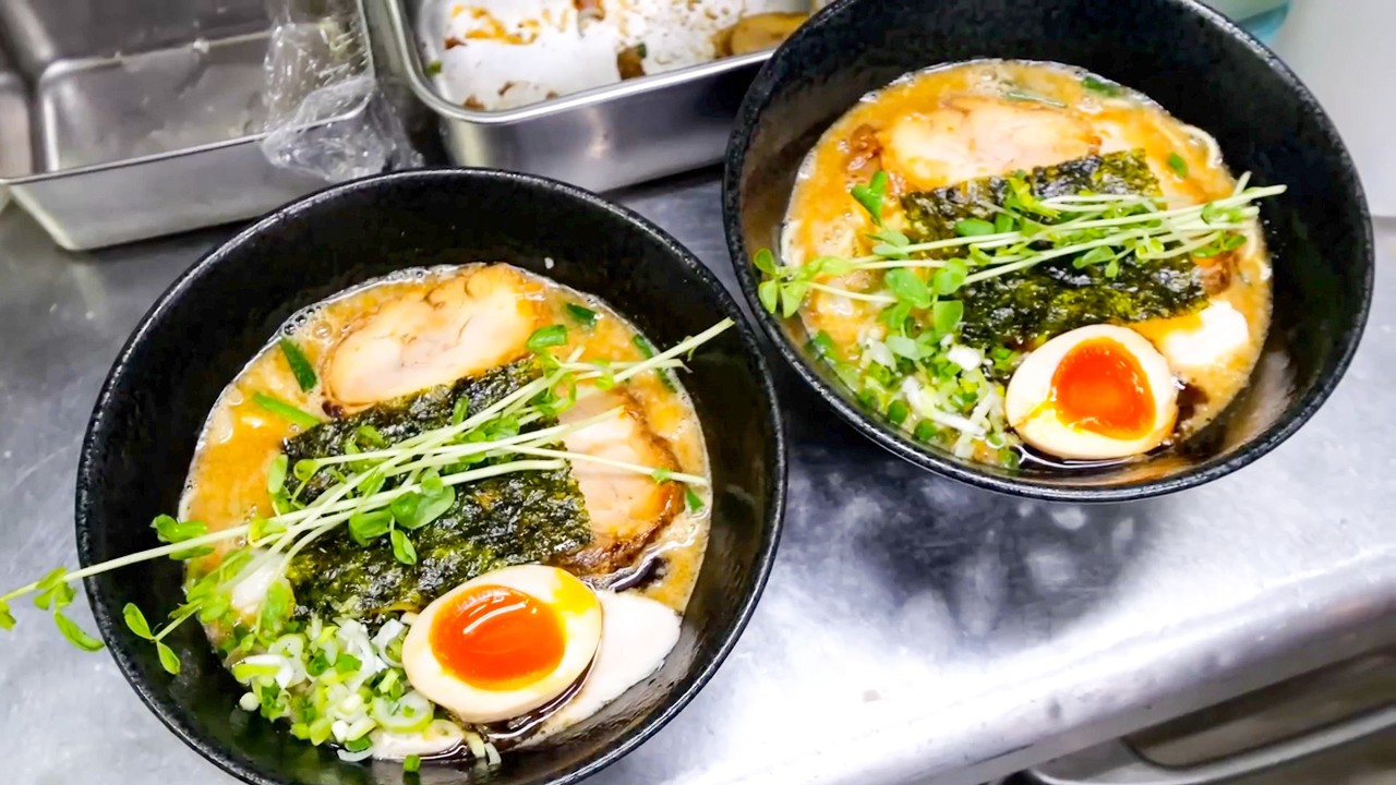 One Chef Handles 19 Seats Alone! Discover How This Popular Ramen Master Crafts His Signature Bowl"