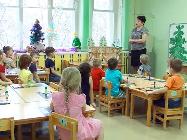 Дети боятся елочных игрушек