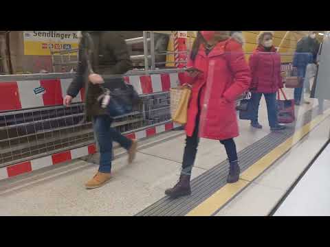 Fahrt mit der U1 vom Mangfallplatz bis Olympia-Einkaufszentrum