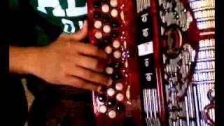 Intocable - En Mil Pedazos Acordeon Slow.mp4