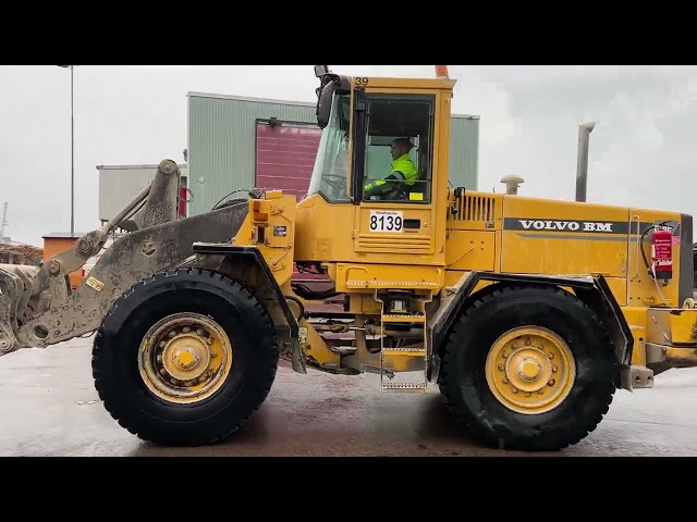 1103581 Loader Volvo L90C - 1996