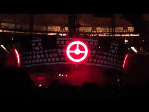 U2 - La Plata - 2011 -  Hold Me, Thrill Me, Kiss Me, Kill Me - Bono - HD