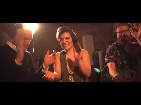 PUT IT WHERE YOU WANT IT - Aubrey Logan feat. Dave Koz & Casey Abrams OFFICIAL VIDEO