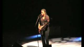 Tracy Chapman - House of The Rising Sun (Live Solo European Tour 2008)