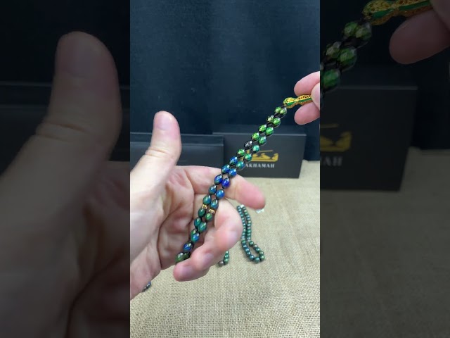 سبحة احساس خرز بيضوي شرابة ذهبي و اخضر