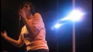 Tsunami Bomb - Being Alright (live)