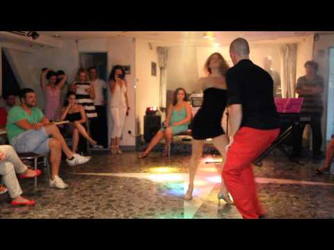 ZoukKiss present: Bruno Galhardo and Eglantine Oliveira RnB demo