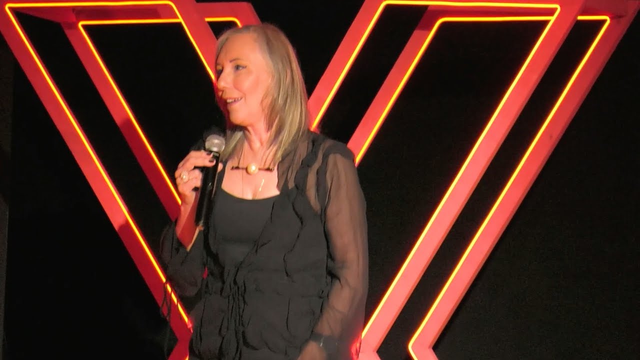 Não deixe o seu cérebro te sabotar | MARTHA GABRIEL | TEDxUNISO