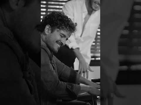 Tommy Torres, Sebastian Yatra - "Atado Entre Tus Manos" (Offical Vertical Video)