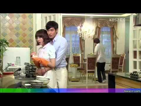 download lagu mp3 mp4 Romance Town, download lagu Romance Town gratis, unduh video klip Romance Town