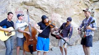 The Infamous Stringdusters Live From Rattlesnake Cave- Middlefork