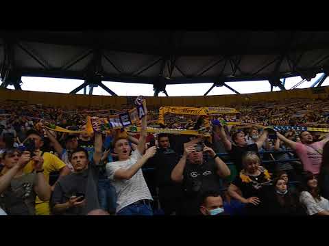 Олег Михайлюта "ТНМК" исполняет "Гимн Металлиста". Живой звук. 29.05.2021 FC Metal - Кривбасс