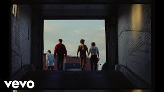 Hippo Campus – Paranoid