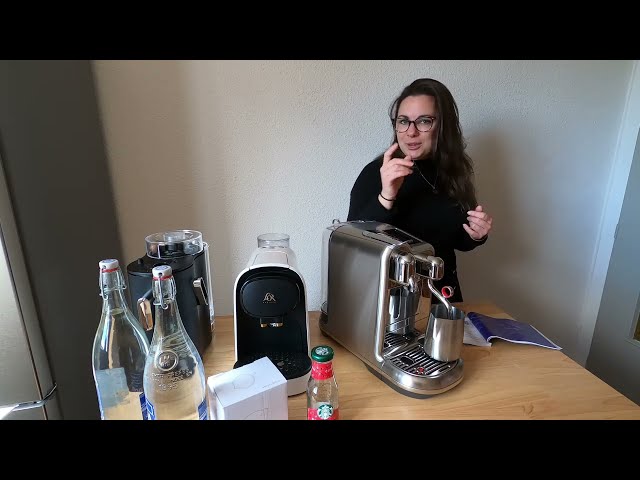 Vídeo relacionado con Nespresso Sage Appliances Creatista Pro, trufle negro SNE900BTR