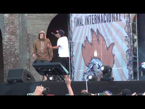 Batalla De Los Gallos 2015 / 4tos /Tom Crowley vs Jota / Final Internacional