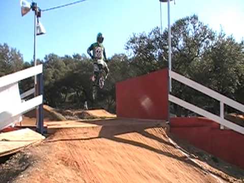 elijah jumping tha bridge