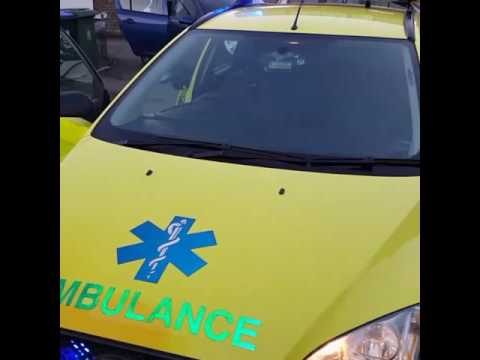 Ambulance fast response car/ rrv/ private ambulance response vehicle/ blue light demo.