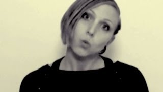 Teckenspråk - Linnea Henriksson - Lyckligare nu - MegaVega (Swedish sign language)