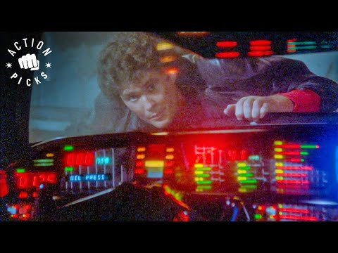 KITT Breaks Michael Out of Jail | Season 1 Ep. 2 | Knight Rider