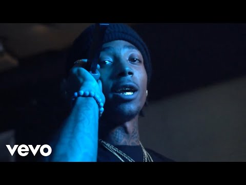 King Infent - MK ft. Santana