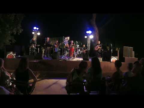 Clip Batuque Percussion 3 Parco del Celio Live