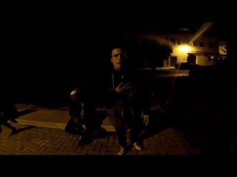 Romera - A palos (Oneshot).