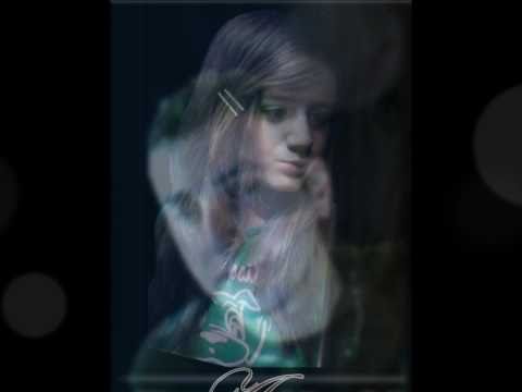 SLoweR-HaziN  Ayse'mMm kiilit vurdun sen bu gönlüme...