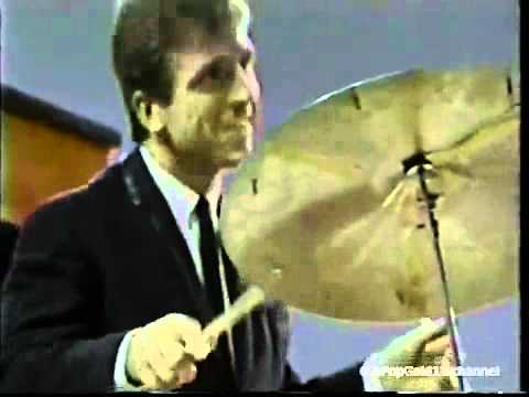 Funny Over You - Freddie & The Dreamers
