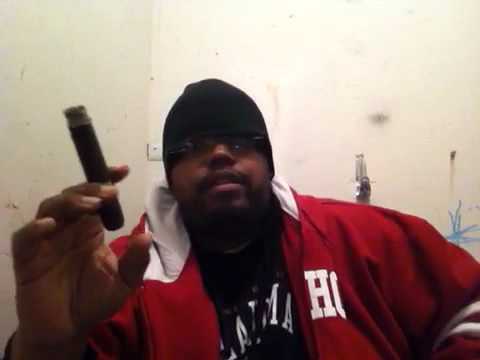 Still no pipe, but added some Undercrowns to the cigar coll