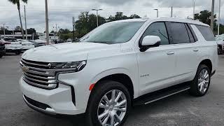 2023 Chevy Tahoe High Country Iridescent Pearl White en Español
