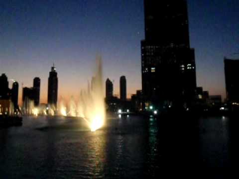 The Dubai Fountain... Downtown Burj Dubai (Time To Say Goodbye, Andrea Bocelli)
