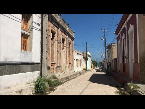 🇨🇺Paseando por #puertopadre #lastunas #cuba  Calle Maceo | ⁨@TheTunaShows⁩🇨🇺