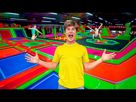 O ÚLTIMO A SAIR, VENCE! (MEGA PARQUE DE CAMAS ELÁSTICAS)