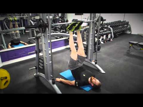 Smith Machine Hip Raises