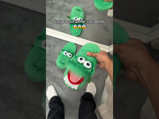 Vídeo relacionado con WANHONGYUE Anime Zapatillas de Casa Pantuflas Invierno Hombre Mujer Cálido Felpa Zapatos Interiores Antideslizantes Slippers