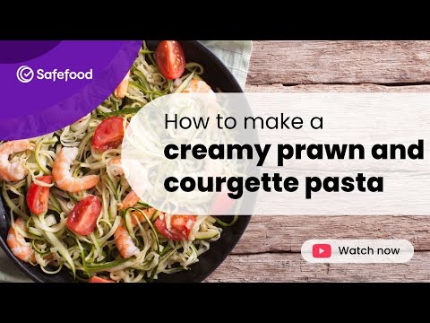 Creamy prawn and courgette pasta